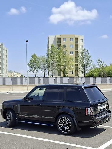 mersedes es klas: Land Rover Range Rover: 4.4 l | 2024 il 285637 km Ofrouder/SUV — 2