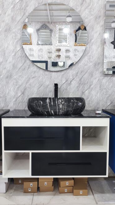 Ev üçün digər mebel: Bu dəstə dəbdəbəli qara mərmər lavabo və qara kran daxildir. Lavabo