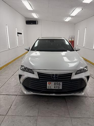 тесла модел с: Toyota Avalon: 2021 г., Гибрид, Седан — 5