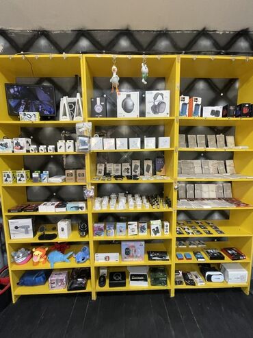 Mağazalar: Hazır biznes satılır! Telefon mağazası çox münasib qiymətə. Arenda — 5