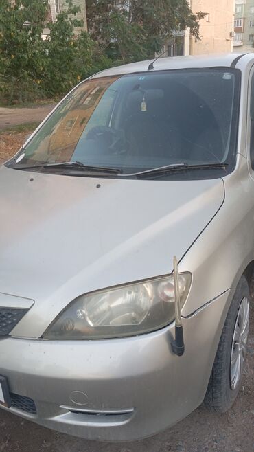 Mazda 2: 2004 г., 1.3 л, Автомат, Бензин, Хэтчбэк