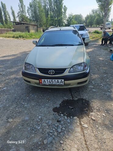 Toyota: Продаётся Тойота Авенсис 2001 года в кузове универсал срочно