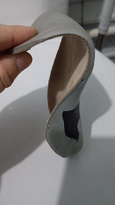 Детская обувь: Продам ортопедическую стельку 19-19,5; 20 см. очень хорошая. помогает — 8