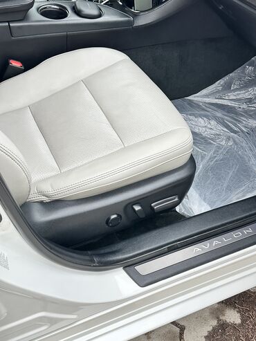 Toyota: Toyota Avalon: 2017 г., 2.5 л, Автомат, Бензин, Седан — 11