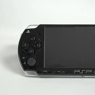 second hand shop electronics: Sređen tekst: Sony PSP konzola, odlično očuvana sa manjim tragovima — 1