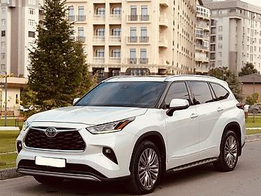 Toyota Highlander: 2022 г., 2.5 л, Автомат, Гибрид, Внедорожник