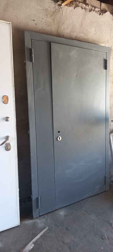 Двери для домов и квартир: Продаю металлические бронированые двери (входные) — 8