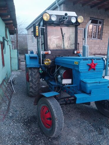 traktor qoşqu: Traktor T 28, 1998 il, 190 at gücü, motor 4.8 l, İşlənmiş