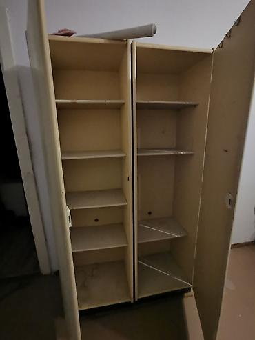 шкаф купе б: Продам шкаф 500с, кровать по 1000с,ковры 2000 и 4000, полки по 250с — 4