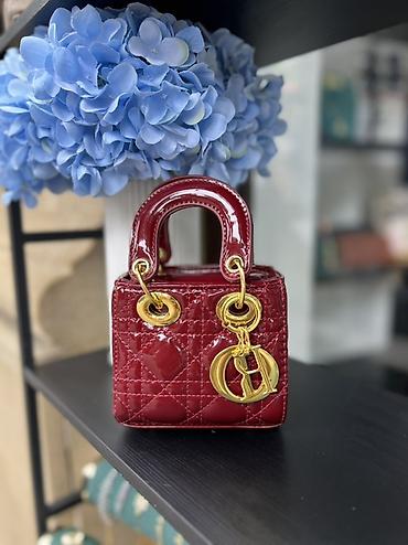 koja kurtqa: Qırmızı lak dəridən mini əl çantası - Material: parlaq laklı (patent) — 1