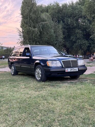 срочно продать машину: Mercedes-Benz E-Class: 1995 г., 2 л, Механика, Бензин, Универсал