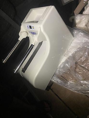 Бахилы: Диспенсер бахил автоматический (Sanitary Shoe Cover Dispenser) - — 1