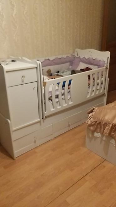 korpə carpayı: Oğlan və qız üçün, İşlənmiş, Çarpayı, Matras ilə, Siyirməli, MDF — 1