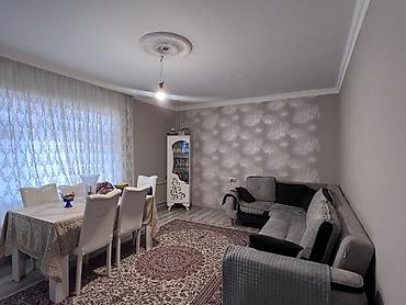 Köhnə tikili: Satış üçün 2otaqlı mənzil. Planlaşdırma: - Geniş qonaq otağı: divar — 5