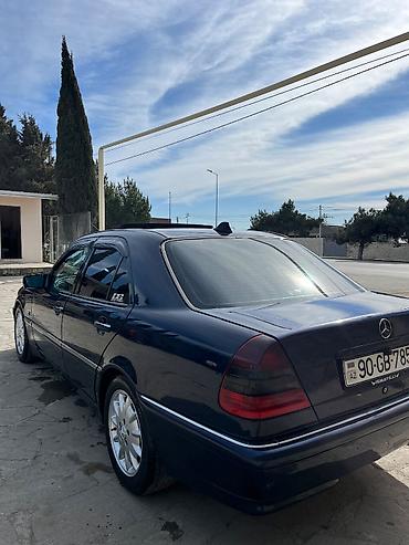 Mercedes-Benz: Mercedes-Benz C 200: 2 l | 2000 il Sedan — 3