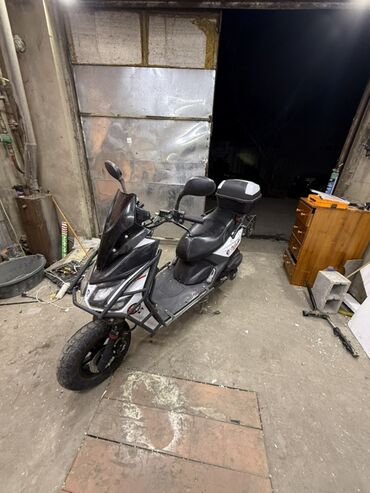 Скутеры: Скутеретта 150 куб. см, Бензин, Б/у — 2