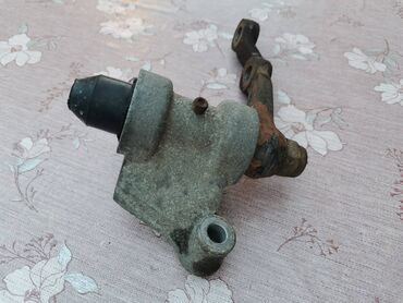 Auto delovi: Nosač spona Lada 7 Riva br. 1 i 2. Polovno, očuvano, sa ležajevima — 6