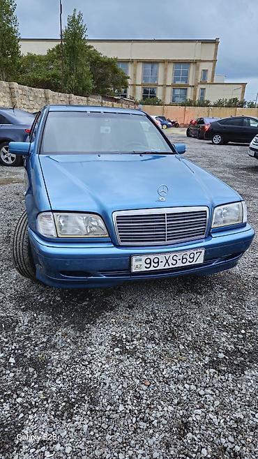yol nisani: Mercedes-Benz C-Class sedan (W202) - Kuzov: 4 qapılı sedan, mavi rəng — 2