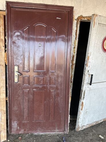 Ворота: Дверь бу бронир Тркба метпллисеска диаметр 180 мм длина 3 м Дверь
