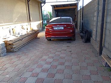 Продажа коттеджей и домов: Продаётся дом с участком и садом.Адрес город Бишкек Акордо - Один — 9