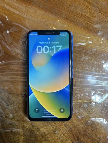 Apple iPhone: IPhone X, 64 ГБ, Чехол, 100 % — 11