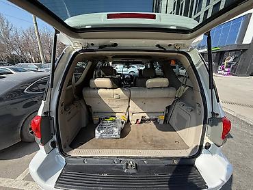 sequia: Toyota Sequoia: 2005 г., 4.7 л, Автомат, Бензин, Внедорожник — 7