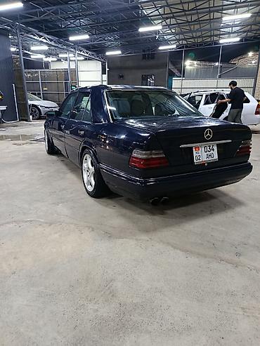 меср 124: Mercedes-Benz W124: 1994 г., 2 л, Механика, Бензин, Седан — 4