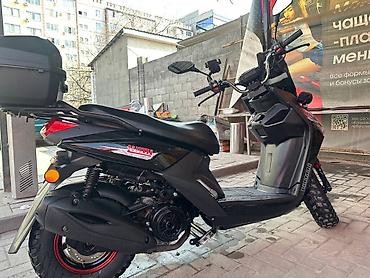 Скутеры: Тип скутера 150 куб. см, Бензин, Б/у — 10