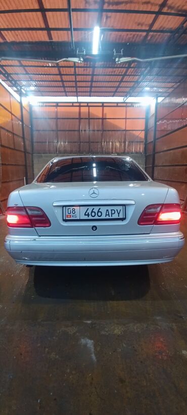 Mercedes-Benz: Mercedes-Benz CL 200: 1996 г., 2 л, Механика, Бензин, Седан