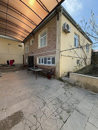 qobu ev: 5 otaqlı, 160 kv. m, Orta təmir — 1