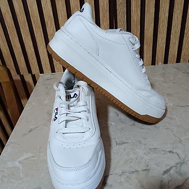 moschino papuce zenske: Fila patike – bele, platforma i gumeni đon, 39 - Brend: Fila — 4