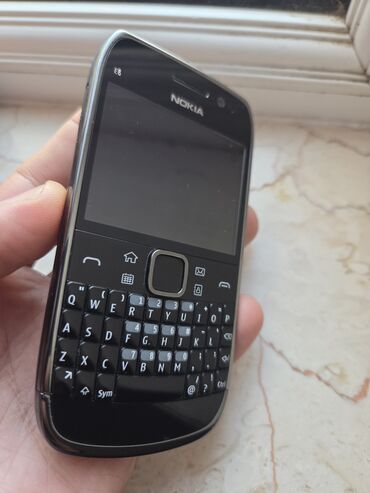 телефон флай фс458: Nokia E6, цвет - Черный, Кнопочный