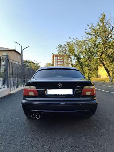 т 82: BMW 5 series: 2002 г., 2.5 л, Кол менен иштөөчү, Бензин, Седан — 4