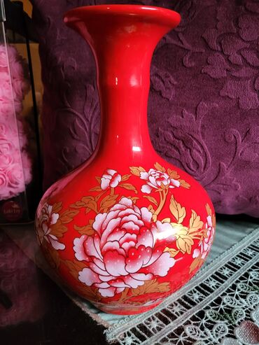 Ostali kućni dekor: Vaza nova iz 40,50ih. jing dezen kineski porcelan zar crvene na lalafo.rs — 10 Ostali kućni dekor: Vaza nova iz 40,50ih. jing dezen kineski porcelan zar crvene — 10