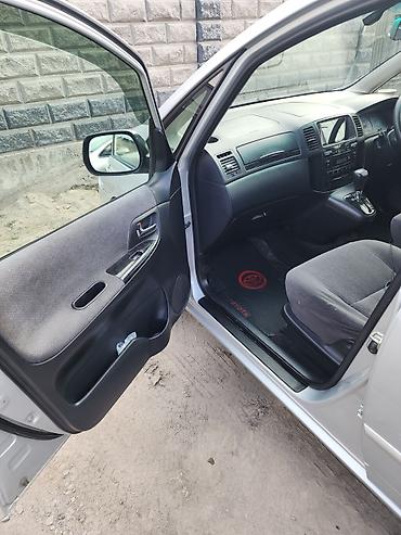 Toyota: Toyota Corolla Spacio: 2004 г., 1.5 л, Автомат, Минивэн — 14