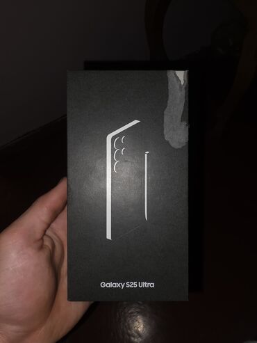Samsung: Samsung S25 Ultra, 256 GB, rəng - Boz, Simsiz şarj — 6
