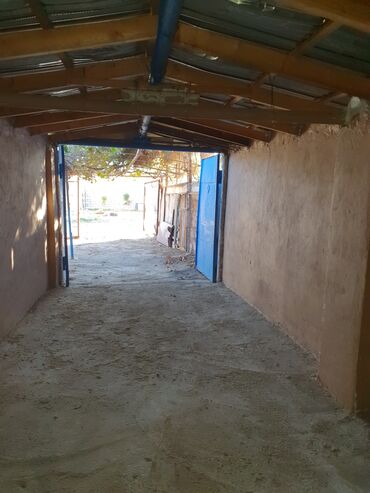 Qaraj satılır: 18 kv. m, 3 * 6 * 2 Daş Kommunal xətlər qoşulmayıb — 6