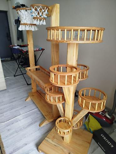 Деревянный игровой комплекс для мячей и кашпо/подставок - Ручная