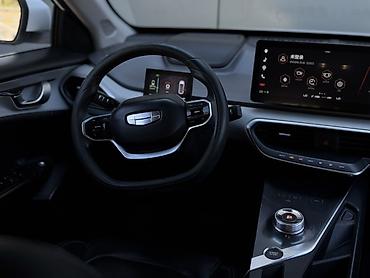автомобили электро: Geely Geometry E: 2022 г., Автомат, Электромобиль, Седан — 5