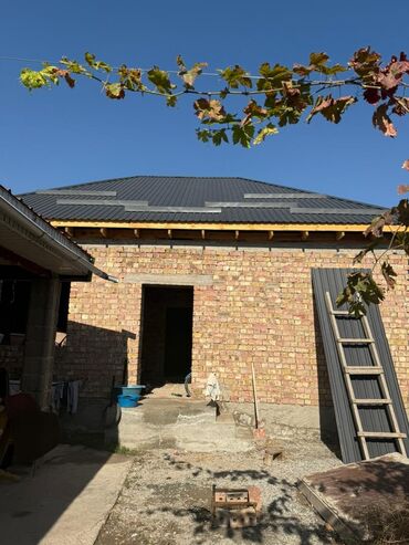 дом верхний орок: Продаю Здание, Действующий 180 м²