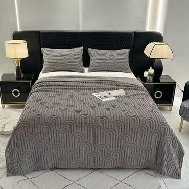 Ćebad i pokrivači: 08. Cebe
Dimenzije: 
150×200cm- 2500din
200×230cm- 2800din — 6