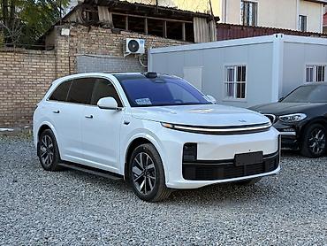 netta l: Lixiang L7: 2023 г., 1.5 л, Автомат, Гибрид, Кроссовер — 2