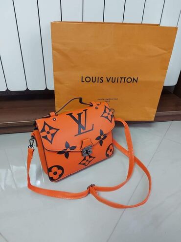 Torbe: Cena torbi 2450
Cena kaisa 1.700
Cena novcanika 1.700
Alb sa porezom — 21