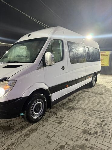 Аренда пассажирского буса: Пассажирский микроавтобус на базе Mercedes-Benz Sprinter (длинная