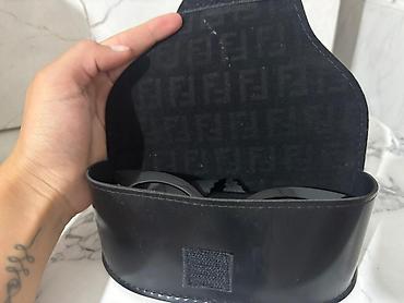 солнечной: Солнечные очки Fendi + фирменный футляр - Модель: женские/унисекс — 2