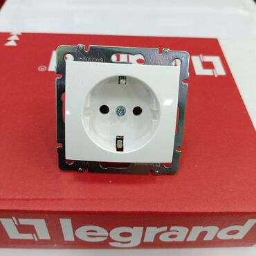 аксессуары для серверных шкафов блоки розеток: Розетки и выключатели Legrand (Daccord) — это сочетание стиля