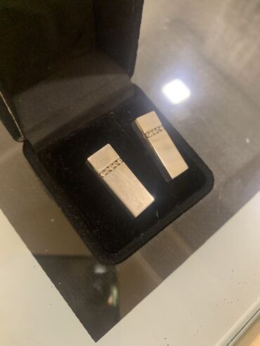 tek qaş üzük: Müasir dizaynlı kişi manjet düymələri - Zərif aksessuar axtaranlar