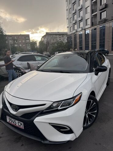 машине арзан: Toyota Camry: 2019 г., 2.5 л, Автоматтык, Бензин, Седан