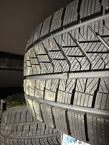 black ice: Зимние шины Makzez Snow claw III - Размер: 225/55 R18 98H - — 1