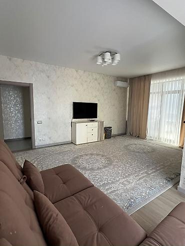 2 8: 2 комнаты, 79 м², Асанбай мкр Элитка, 2 этаж, Дизайнерский ремонт — 10